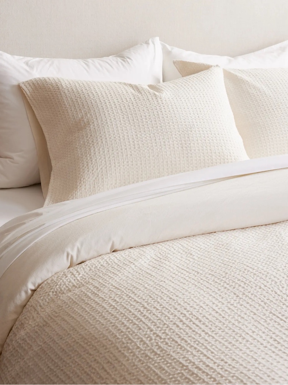 Quince Organic Luxe Honeycomb Duvet Cover Set - Picture 2 of 9